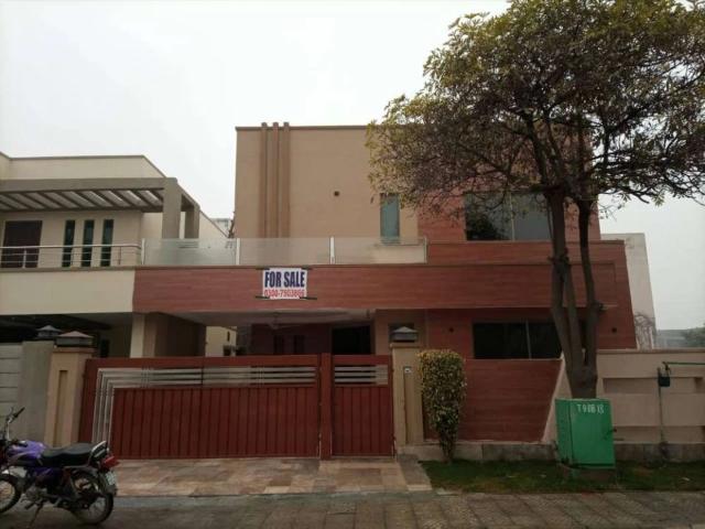 10 Marla House for Sale in Bahria Town Lahore Bahria Town ID 62508