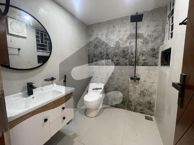 10 Marla house for sale in Bahria Town Phase 8
