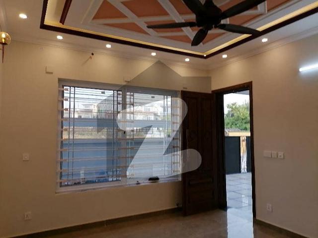10 Marla House For Sale In Bahria Town Rawalpindi