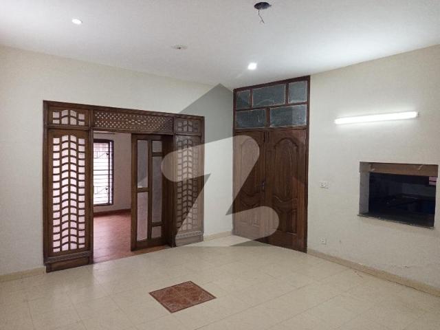 10 Marla House For sale In Beautiful Pak Arab Society Phase 1 Block B