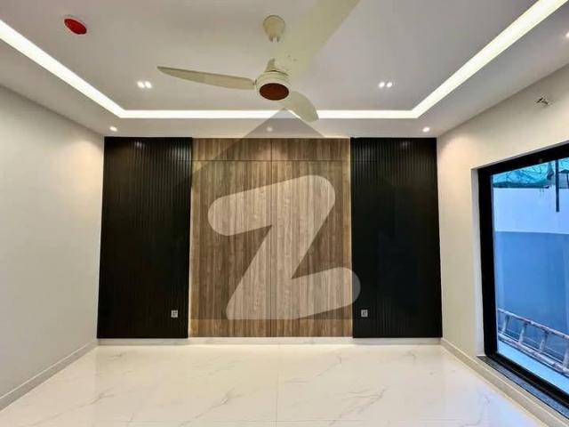 10 marla house for sale in dha phase 8 ex park view