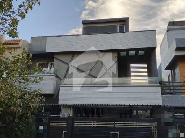 10 Marla House For Sale In Paragon City Lahore