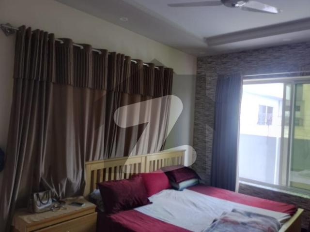 10 marla house for sale in Regi Model Town