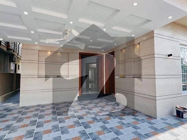 10 Marla House for Sale in Sector C2, Bahria Enclave Islamabad 5 Bedrooms | Fully Equipped