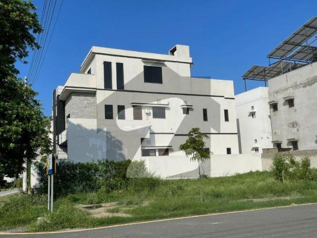10 Marla House For Sale Near 50 Feet Wide Road WAPDA City, Block A Faisalabad Wapda City