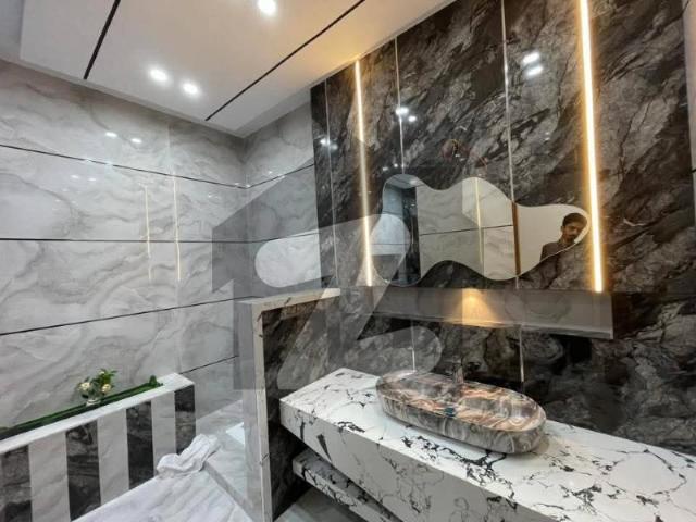 10 Marla house for sale Paragon City