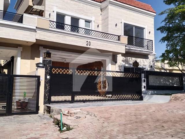 10 marla house for sale sector M