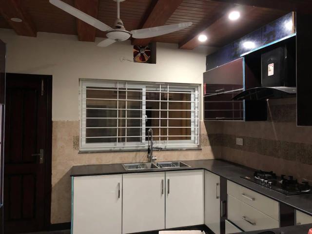 10 Marla House for Rent