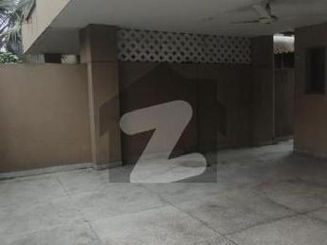10 Marla House For Rent | 4 Beds, 5 Baths | Prime Location | DHA Phase 5 Lahore DHA Phase 5