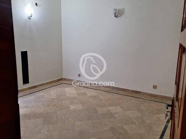 10 Marla House for Rent