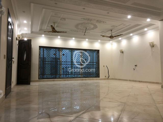 10 Marla House for Rent