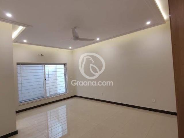 10 Marla House for Rent
