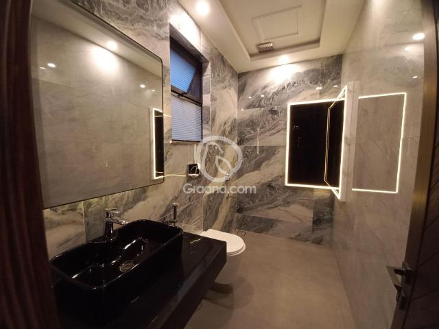 10 Marla House for Rent