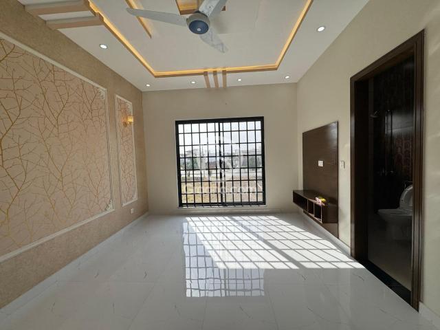 10 Marla House for Rent