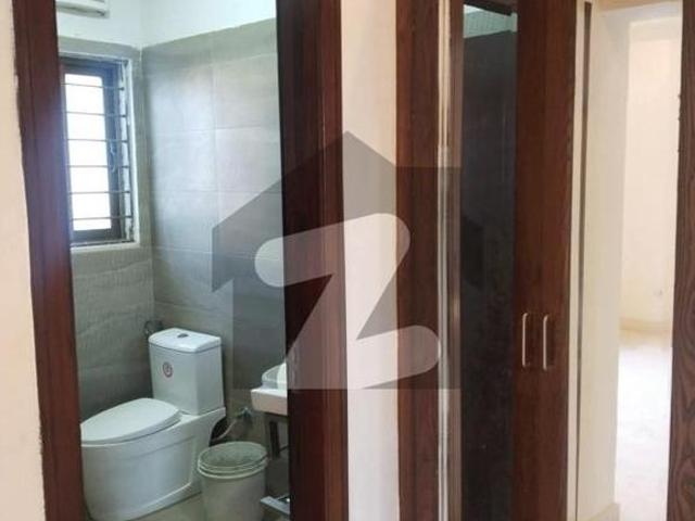 10 Marla House For Rent 10 Marla Full House Sector F1 4 Bedroom Attached Bathroom 2 Kitchen TV Lounge Drawing Room Servant Quarter Double Unit Rent Demand 105k Bahria Town Phase 8 Sector F 1