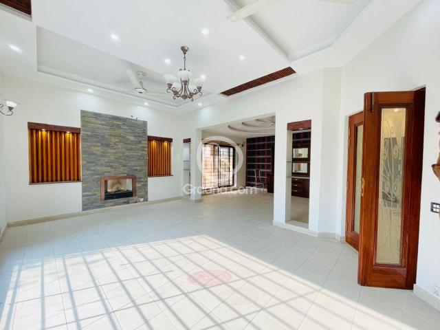 10 Marla House for Rent