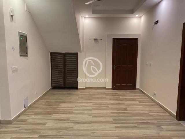 10 Marla House for Rent