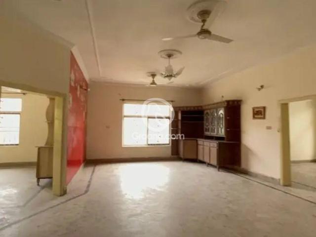 10 Marla House for Rent