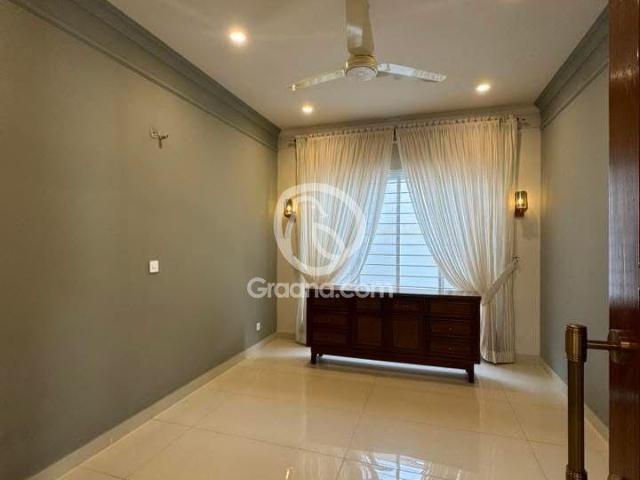 10 Marla House for Rent