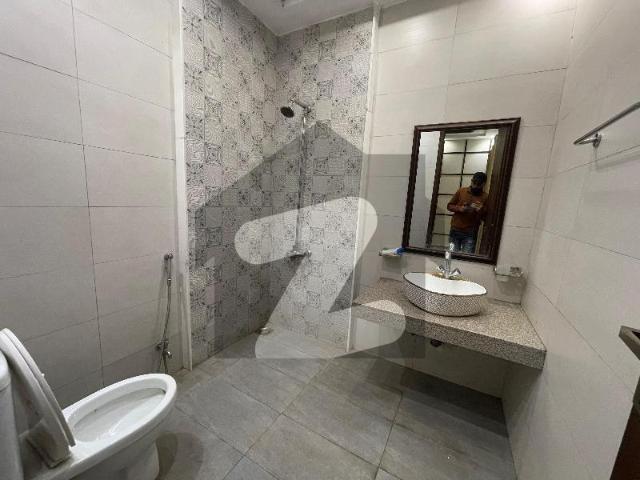 10 Marla House For Rent Bahria Town Sector C