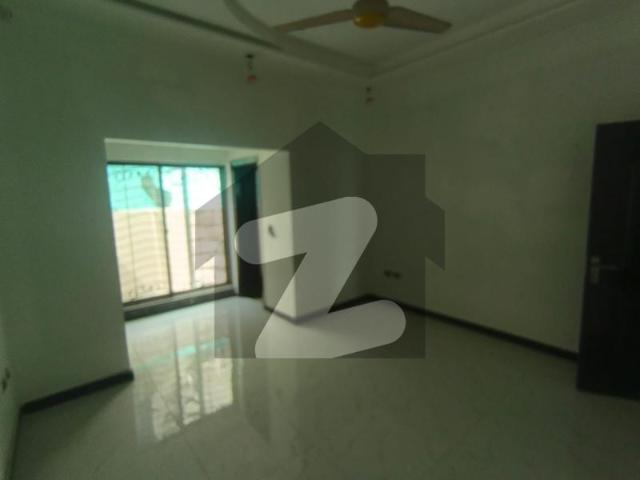 10 marla house for rent in dha phase 3