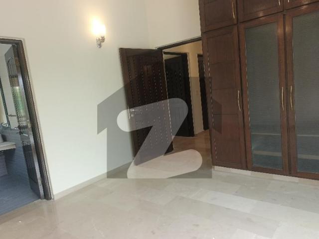 10 marla house for rent _dha phase 4 dha phase 4