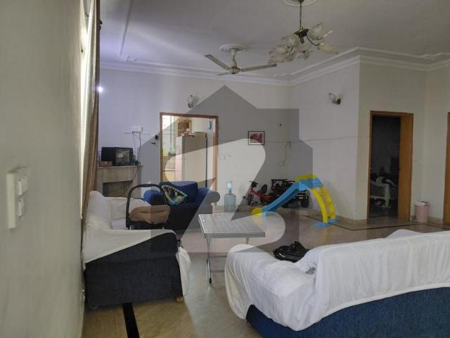 10 marla house for rent in wapda town phase 1 block e2