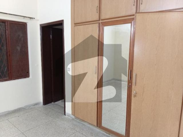 10 Marla House For Rent In Allama Iqbal Town