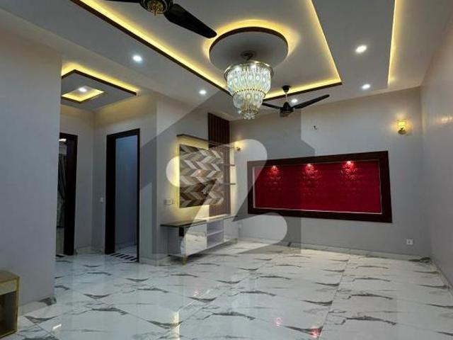 10 Marla House For Rent In Bahria Town Lahore. Bahria Town Sector C
