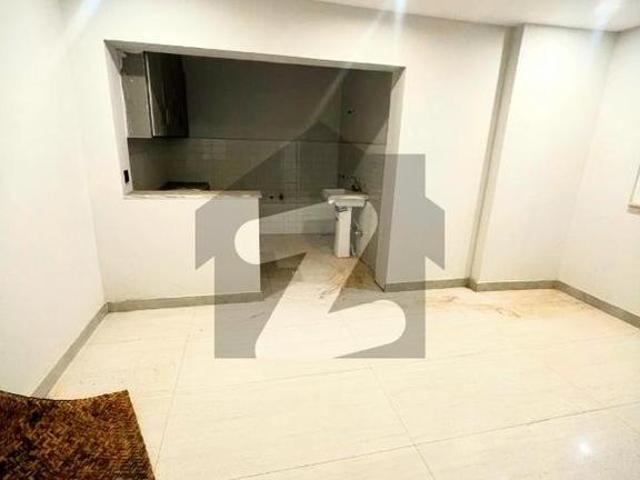 10 Marla House For Rent In Beautiful Bani Gala