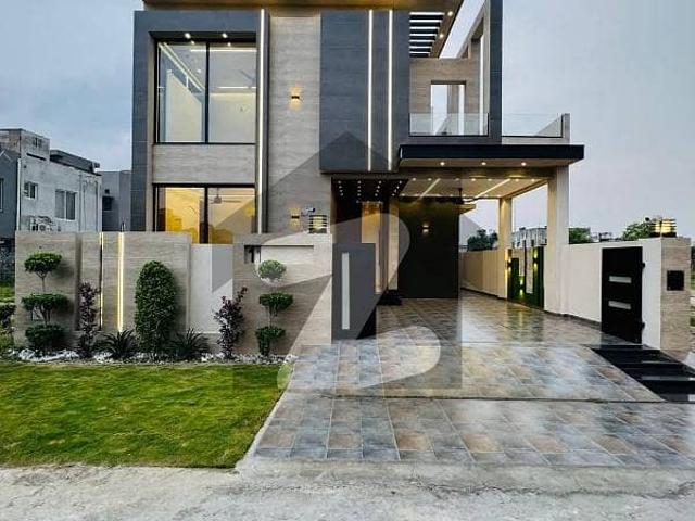 10 Marla House For Rent IN DHA Eme Society 4 master Bedroom 2 TV Launch 2 kichan Draing Room dining store Podar washroom sarwnt Quwatar Girag Tairs Lundri Area Rent 170000