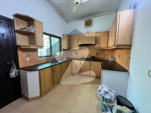 10 marla house for rent in dha phase 4