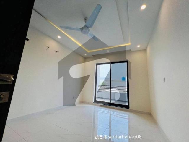 10 Marla House For Rent Paragon City