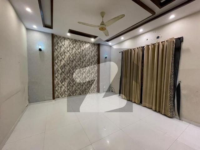 10 Marla House For Rent Sector C Bahria Town Sector C
