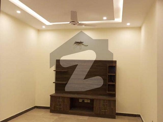 10 Marla House For Rent Sector C1