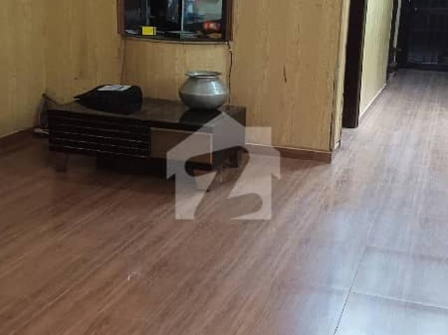 10 Marla House In Allama Iqbal Town Mehran Block Is Available For rent