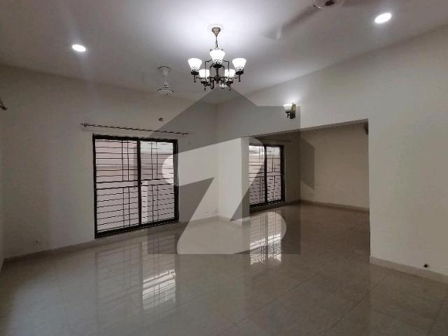 10 Marla House In Askari 3 Is Available Askari 3