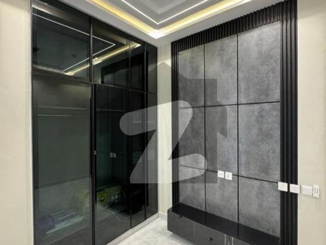 10 Marla House In DHA Phase 3 For Rent DHA Phase 3