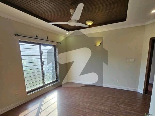 10 Marla House In Only Rs. 240000 E 11/2