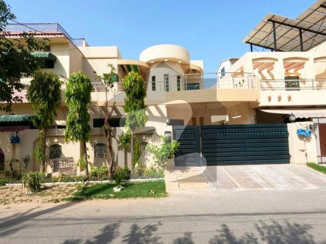 10 Marla House In Punjab Coop Housing Block E Best Option
