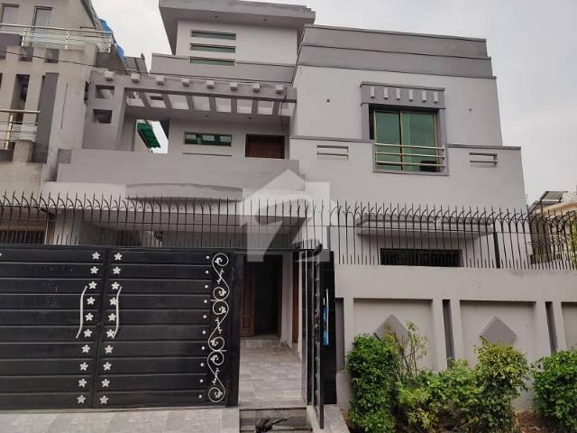 10 Marla House Is Up For Sale At B Block