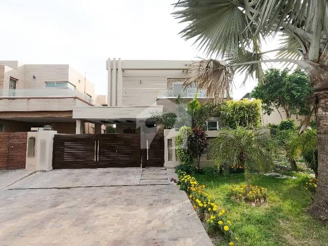 10 Marla House Is Available For Sale In DHA Phase 5 Block L Lahore