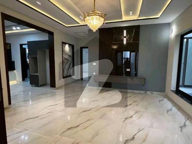 10 marla house nearest to commercial area with solid construction available for sale in bahria town sector c