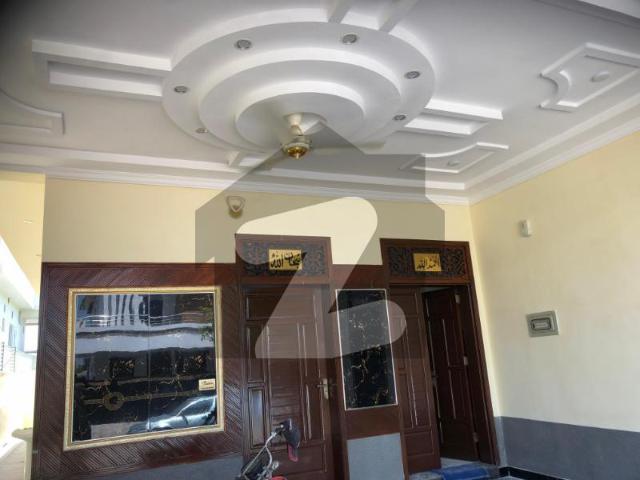 10 Marla HOUSE Prime Location Near Park, Masjid, Market and School Top City 1