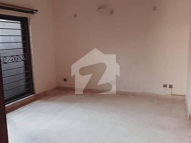 10 Marla Independent House For Rent In Main Cantt