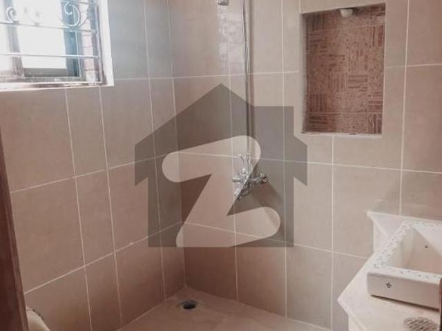 10 Marla Independent House For Rent In Main Cantt