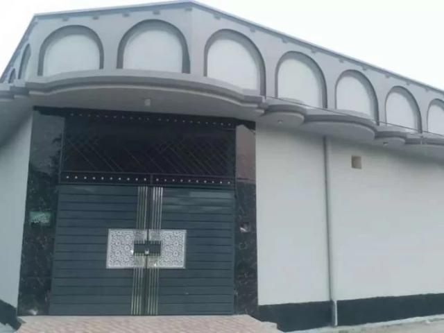 10 Marla Kothi Muslim town first street 2 Way street Layyah ID 53974