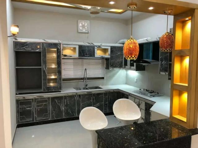 10 Marla Lavish Facing Park Portion Available For Rent Lahore Bahria Town ID 37448