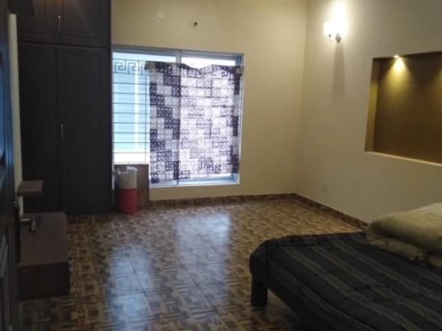 10 Marla Lavish House For sale in Rafi Block Bahria Town Lahore Golf View Residencia ID 73101
