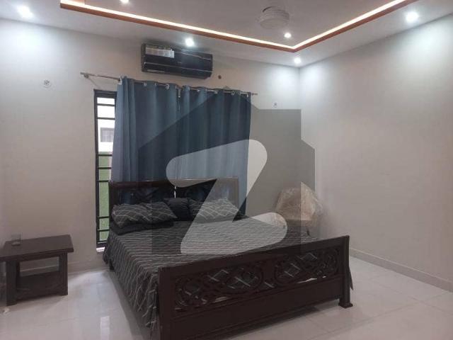 10 marla like new furnished portion available for rent in bahria town lahore